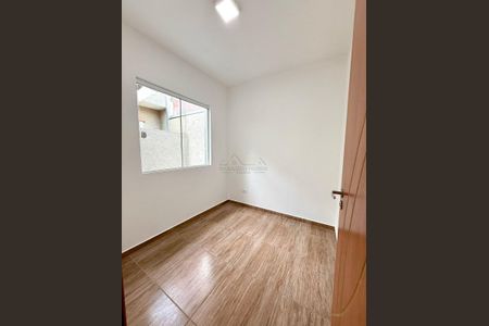 6_photo/94dcfddc05.ebbd8bc3dc39b939-ATLAS-8116a3d1-6d79-4751-a2ea-c17236d159e3.jpg de casa à venda com 3 quartos, 60m² em Campo de Santana, Curitiba