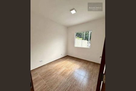 8_photo/94dcfddc07.2e140572c26e7dc0-ATLAS-880de2dd-9739-4a89-852e-af0fcaec69d1.jpg de casa à venda com 3 quartos, 60m² em Campo de Santana, Curitiba