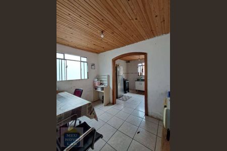 11_photo/94dcfddd03.6ba4ef9df26df2e3-ATLAS-a1aef269-73a4-4a43-948b-eebb9a398bc8.jpg de casa à venda com 2 quartos, 67m² em Campo de Santana, Curitiba