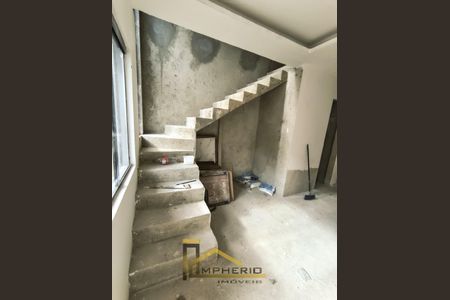 6_photo/94dcfddea9.d1325d9d06f328eb-ATLAS-20539f96-0017-4b84-b1ef-1b8e852ddd93.jpg de casa à venda com 3 quartos, 84m² em Campo de Santana, Curitiba