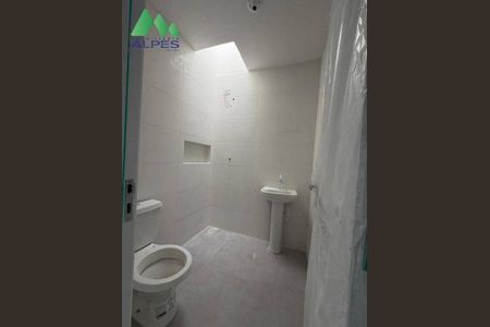 6_photo/94dcfddf41.06db720b61ca2d66-ATLAS-a20b36bc-1122-44d5-a7e4-d1faafa8bd87.jpg de casa à venda com 3 quartos, 73m² em Campo de Santana, Curitiba