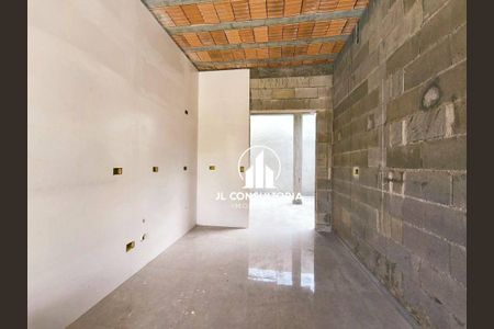 7_photo/94dcfddf41.07f29284d16cc936-ATLAS-32e96c1a-5886-4489-97ab-e8765a861d45.jpg de casa à venda com 3 quartos, 80m² em Campo de Santana, Curitiba