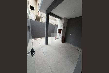 7_photo/94dcfddf53.2f15d505e37c7ac5-ATLAS-975d0b86-62b1-47fe-8f19-454e691b1b07.jpg de casa à venda com 3 quartos, 60m² em Campo de Santana, Curitiba