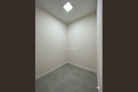 4_photo/94dcfddf5b.184fdcab1decce0f-ATLAS-ada06f1a-bfb0-444f-ad2c-e108946c83d0.jpg de casa à venda com 3 quartos, 82m² em Campo de Santana, Curitiba