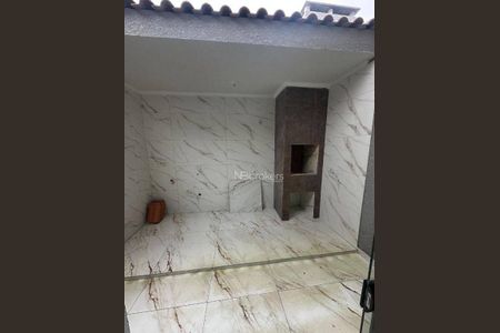 2_photo/94dcfddfdd.9adbb3a8c64252cf-ATLAS-1050015b-da00-47b2-96c9-f1e9c5fc3fdb.jpg de casa à venda com 3 quartos, 80m² em Campo de Santana, Curitiba