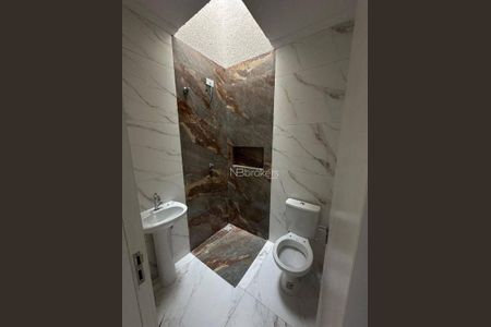 10_photo/94dcfddfdd.9adbb3a8c64252cf-ATLAS-bde2baa4-e065-4a31-af42-cf6f349b9186.jpg de casa à venda com 3 quartos, 80m² em Campo de Santana, Curitiba