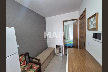 9_photo/94dcfe0a91.3237bba8f599d09d-ATLAS-2219aead-b14c-4c05-b618-4fe88a1bbc2c.jpg de casa à venda com 2 quartos, 33m² em Campo de Santana, Curitiba