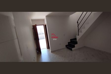 11_photo/94dcfe0b4f.fd41c02011276dc7-ATLAS-a44b056e-8cc3-40c1-8d0f-aef208e5caf7.jpg de casa à venda com 3 quartos, 50m² em Campo de Santana, Curitiba