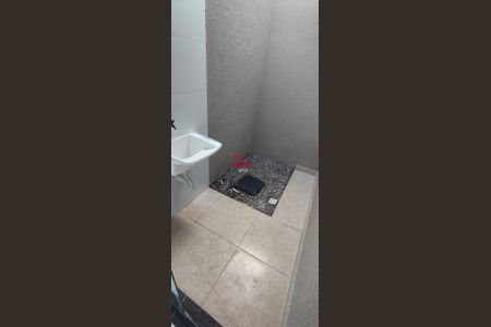 7_photo/94dcfe6325.ce841d1b5fd14724-ATLAS-1dca82a2-fd52-4b1d-8fe5-6f29381e9e38.jpg de casa à venda com 2 quartos, 40m² em Campo de Santana, Curitiba