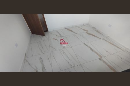 8_photo/94dcfe6325.ce841d1b5fd14724-ATLAS-2a45b87a-7d31-4bc3-a6da-b3bd1fb30c02.jpg de casa à venda com 2 quartos, 40m² em Campo de Santana, Curitiba