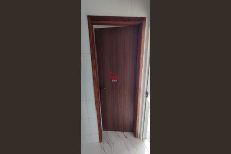 37_photo/94dcfe708f.e6338b441424abe5-ATLAS-013cef42-e61f-476a-86cf-3a7f20bfee7b.jpg de casa à venda com 3 quartos, 50m² em Campo de Santana, Curitiba