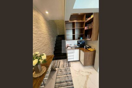 3_photo/94dcfe709b.2f15d505e37c7ac5-ATLAS-40fab697-716f-4318-bdf8-d5563ab7d3d3.jpg de casa à venda com 4 quartos, 350m² em Campo de Santana, Curitiba