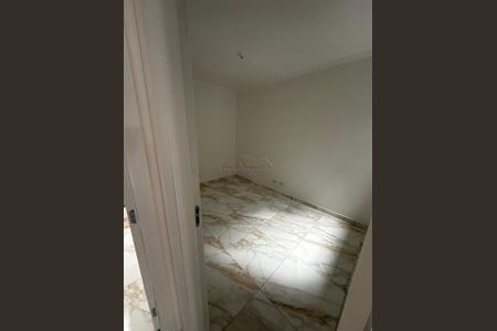 5_photo/94dcfe70e1.72f38772c60cc7a0-ATLAS-94fa9dfa-8704-48ea-b787-ac4501dce6b9.jpg de casa à venda com 2 quartos, 47m² em Campo de Santana, Curitiba