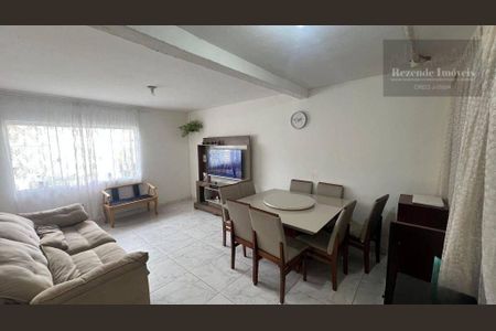 3_photo/94dcfe7563.b85004ad9782a129-ATLAS-e4c0953d-8f96-4eea-8530-ec9a96080713.jpg de casa à venda com 4 quartos, 120m² em Campo de Santana, Curitiba