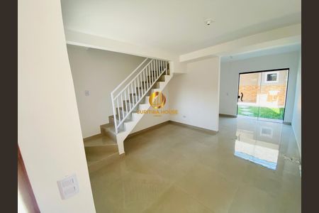 3_photo/94dcfe75e9.732b7fd8aaa5f07d-ATLAS-1e749706-044a-46d7-9703-875f745ece27.jpg de casa à venda com 2 quartos, 75m² em Campo de Santana, Curitiba