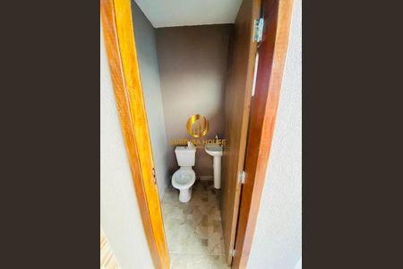 8_photo/94dcfe75e9.732b7fd8aaa5f07d-ATLAS-e339e6a5-ff6e-4379-9b22-cd6de62c7c77.jpg de casa à venda com 2 quartos, 75m² em Campo de Santana, Curitiba