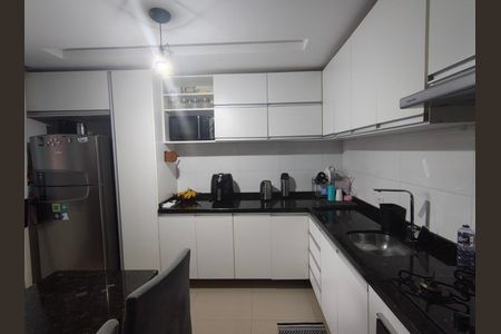 11_photo/94dcfe767d.31b814cc611d1a2f-ATLAS-370e46a0-6adb-4018-b75e-4c0b764cd0de.jpg de casa à venda com 3 quartos, 78m² em Campo de Santana, Curitiba