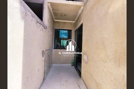 5_photo/94dcfe76bb.218684e163250e9c-ATLAS-1a1b91e6-e0ca-47a1-9390-62665bf2830c.jpg de casa à venda com 3 quartos, 80m² em Campo de Santana, Curitiba