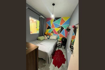 9_photo/94dcfe76c5.8cbbc6e43ead3576-ATLAS-ada456e6-1c19-49c2-9a35-301855ff6451.jpg de casa à venda com 2 quartos, 60m² em Campo de Santana, Curitiba