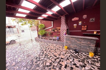 2_photo/94dcfe76c5.8cbbc6e43ead3576-ATLAS-b8d498be-397b-4aa5-8783-cae920fc0f15.jpg de casa à venda com 2 quartos, 60m² em Campo de Santana, Curitiba