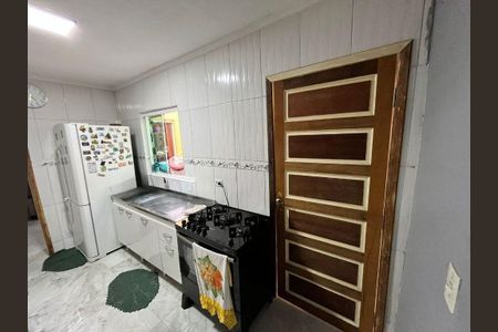 12_photo/94dcfe76c5.8cbbc6e43ead3576-ATLAS-bd28bb4f-6bb2-4b59-bfc2-233eded26bc0.jpg de casa à venda com 2 quartos, 60m² em Campo de Santana, Curitiba