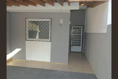 5_photo/94dcfe7709.6df6096f81713499-ATLAS-a66cd8c6-bd07-4d5e-a91d-806ffeec5f8e.jpg de casa para alugar com 2 quartos, 47m² em Campo de Santana, Curitiba