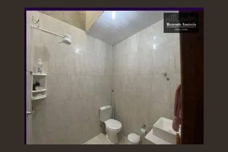 8_photo/94dcfe771b.14ee6d8f2ede21cf-ATLAS-c2c7bd85-036a-4aef-bd4b-9eef0368a9c7.jpg de casa à venda com 3 quartos, 200m² em Campo de Santana, Curitiba