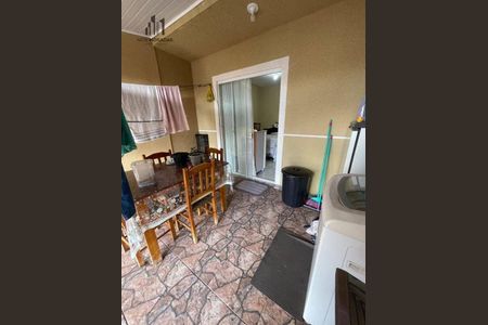 3_photo/94dcfe7769.05acccb2dbb53537-ATLAS-9c38199b-42b1-4ca5-9b8b-1d995a5bc00d.jpg de casa à venda com 2 quartos, 90m² em Campo de Santana, Curitiba