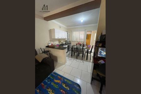 4_photo/94dcfe7769.05acccb2dbb53537-ATLAS-e39397b1-60fb-46fa-94d0-e2bd90cd8c51.jpg de casa à venda com 2 quartos, 90m² em Campo de Santana, Curitiba