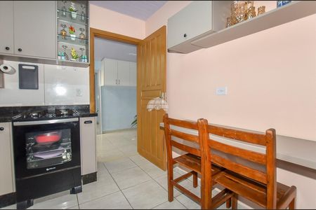 11_photo/94dcfe79e7.373a2bc4a4b9a006-ATLAS-903de510-3445-4ff2-95f8-aa3a4f048574.jpg de casa à venda com 2 quartos, 79m² em Campo de Santana, Curitiba