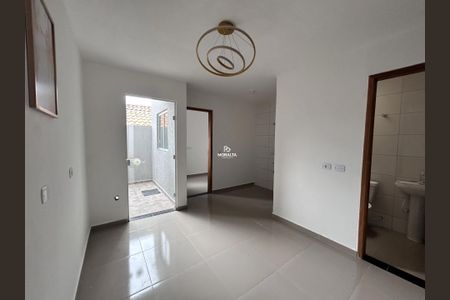 7_photo/94dcfe7a9b.b7c6d485fa579357-ATLAS-9dd71ca1-cf37-453e-9b0c-0a9e12b397e4.jpg de casa à venda com 2 quartos, 35m² em Campo de Santana, Curitiba