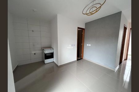 5_photo/94dcfe7a9b.b7c6d485fa579357-ATLAS-f60ac93d-5502-46d9-86e1-e3b2e034b978.jpg de casa à venda com 2 quartos, 35m² em Campo de Santana, Curitiba