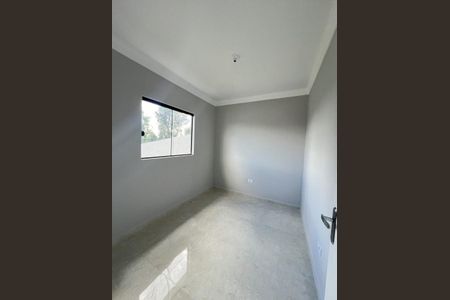 3_photo/94dcfe7b63.8ae1cb5ed2a1280b-ATLAS-6245e3f3-95cf-41be-a906-9fc8315f9465.jpg de casa à venda com 2 quartos, 42m² em Campo de Santana, Curitiba