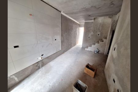 12_photo/94dcfe7b7d.dc8bbd111761e841-ATLAS-7bf42a32-35b6-4457-941f-3dccf15f9ae8.jpg de casa à venda com 3 quartos, 64m² em Campo de Santana, Curitiba