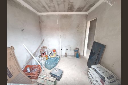 9_photo/94dcfe7b7d.dc8bbd111761e841-ATLAS-8b9c3f4b-54f9-4696-bbdd-0e4ef21bbe6a.jpg de casa à venda com 3 quartos, 64m² em Campo de Santana, Curitiba