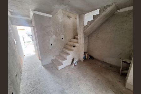 1_photo/94dcfe7b7d.dc8bbd111761e841-ATLAS-e402d958-d926-4d84-9c28-a67d1f0978e5.jpg de casa à venda com 3 quartos, 64m² em Campo de Santana, Curitiba