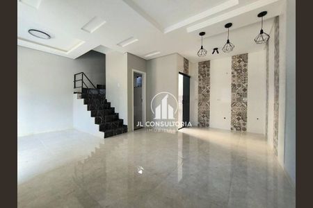 5_photo/94dcfe7e27.4e3cac520483f026-ATLAS-d5e0a37d-239e-4df5-ab2d-74df22211374.jpg de casa à venda com 3 quartos, 67m² em Campo de Santana, Curitiba