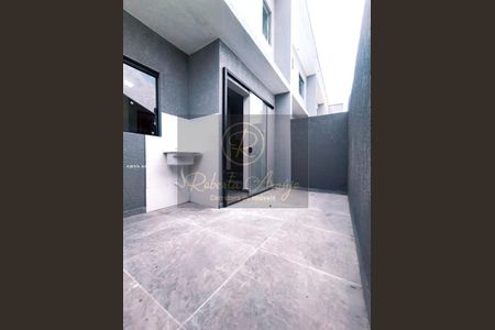 5_photo/94dcfe7e2d.c202053c0eb79174-ATLAS-8a7b86e6-90bb-4767-98bc-8bff32eff9fb.jpg de casa à venda com 2 quartos, 54m² em Campo de Santana, Curitiba