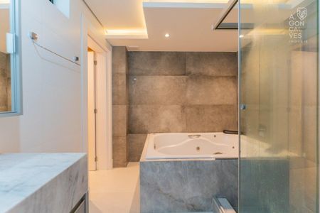 2_photo/94dcfe802f.a563ad740388ec6a-ATLAS-0fa26183-383b-4e30-8be0-13c739e68b79.jpg de casa para alugar com 3 quartos, 350m² em Campo de Santana, Curitiba