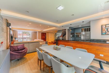 7_photo/94dcfe802f.a563ad740388ec6a-ATLAS-7e3e2b71-7987-4357-b82d-d6cd932af0d9.jpg de casa para alugar com 3 quartos, 350m² em Campo de Santana, Curitiba