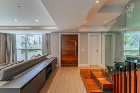 11_photo/94dcfe802f.a563ad740388ec6a-ATLAS-b9eb4974-e7ba-47a8-92d0-0e97cac2942a.jpg de casa para alugar com 3 quartos, 350m² em Campo de Santana, Curitiba