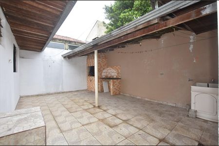 8_photo/94dcfe818d.9a54faa83c3e471c-ATLAS-4613a7d8-b9cc-4c64-82f7-d982b0899b07.jpg de casa à venda com 3 quartos, 100m² em Campo de Santana, Curitiba