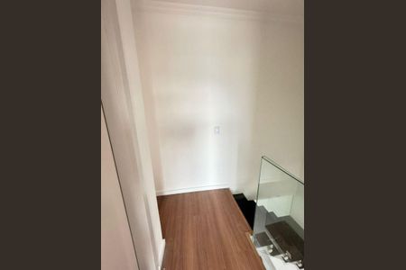 12_photo/94dcfe8223.3714cccd63f8fe2d-ATLAS-612d2ae8-e606-4692-9e6a-8002256de1e4.jpg de casa à venda com 3 quartos, 80m² em Campo de Santana, Curitiba