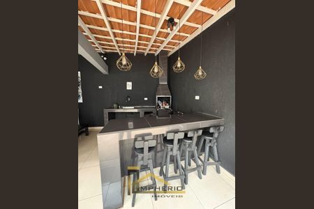 7_photo/94dcfe822b.7a37549eceeba21f-ATLAS-3bc05a2d-50fa-425b-8296-e28607c1b4fd.jpg de casa à venda com 3 quartos, 155m² em Campo de Santana, Curitiba