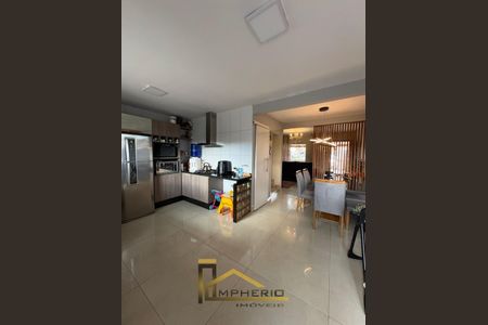 2_photo/94dcfe822b.7a37549eceeba21f-ATLAS-9dbd452e-e73d-4c26-be72-b9b259732ee6.jpg de casa à venda com 3 quartos, 155m² em Campo de Santana, Curitiba