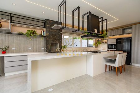 7_photo/94dd1d8b41.ceff8192393c33de-ATLAS-e456c818-4089-46b4-ba79-285f1cf775e0.jpg de casa à venda com 5 quartos, 488m² em Augusta, Curitiba