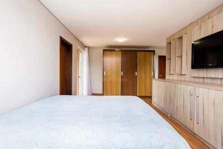 12_photo/94dd1d8c41.84d273d2e1abbbdc-ATLAS-955a9b9e-be7b-41c8-9603-49b829f8c53f.jpg de casa à venda com 3 quartos, 370m² em Cidade Industrial de Curitiba, Curitiba