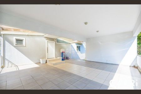 10_photo/94dd1d8cd9.e6e1c947b02cf8fb-ATLAS-3d087294-8783-468f-ac59-4f77b47f7b94.jpg de casa à venda com 4 quartos, 320m² em Augusta, Curitiba