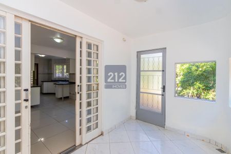 28_photo/94dd1de60b.6ba4ef9df26df2e3-ATLAS-78410c3b-e96d-4116-b23a-179df7be9b51.jpg de casa à venda com 5 quartos, 499m² em Augusta, Curitiba