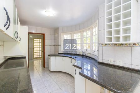 22_photo/94dd1de60b.6ba4ef9df26df2e3-ATLAS-f2cc20db-16bf-428d-935e-2aeb34bfa0e4.jpg de casa à venda com 5 quartos, 499m² em Augusta, Curitiba